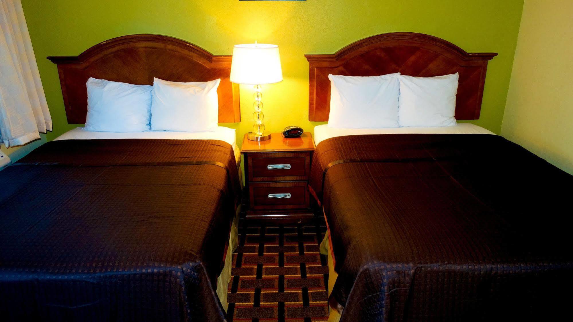 Savannah Garden Hotel Bagian luar foto
