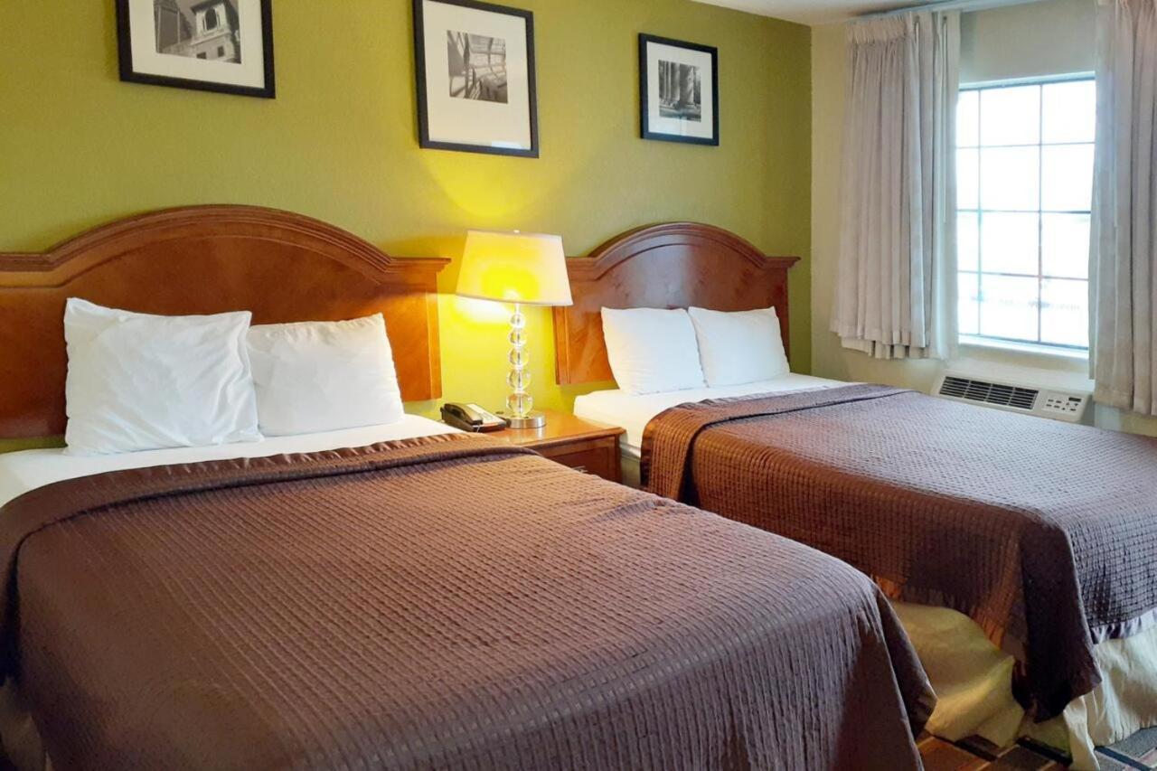 Savannah Garden Hotel Bagian luar foto