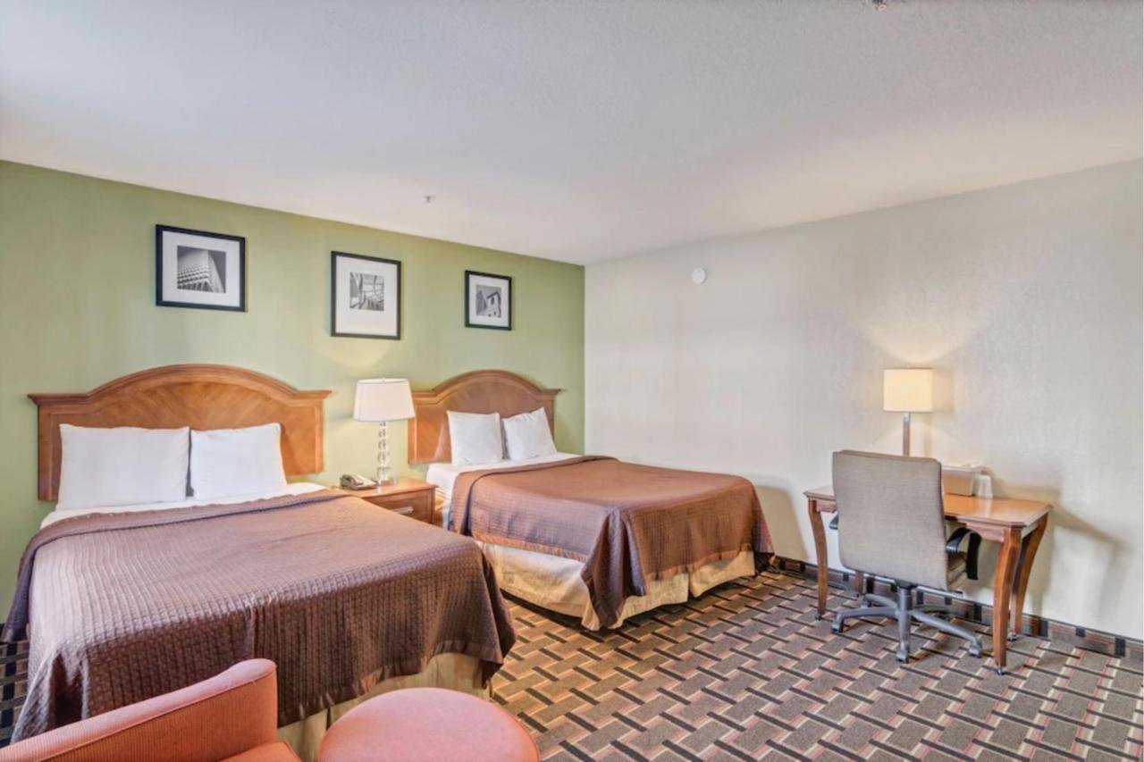 Savannah Garden Hotel Bagian luar foto